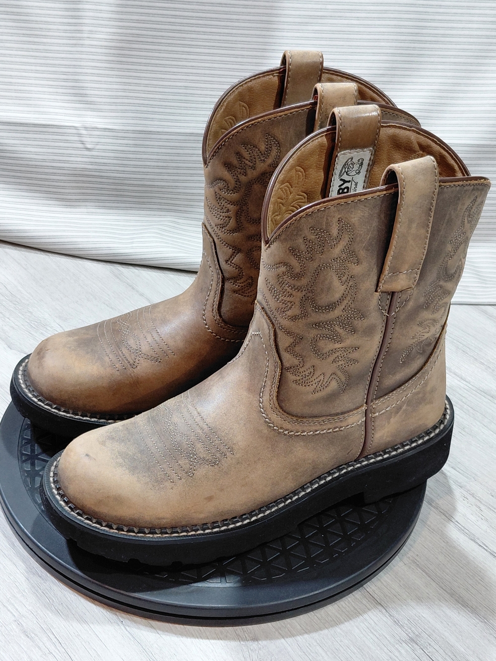 Ariat Womens Fatbaby Western Boots Short Shaft Rugged Chunky Brown Bomber W8.5